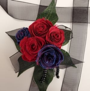 Custom Flower Corsages & Boutonnières, Handmade